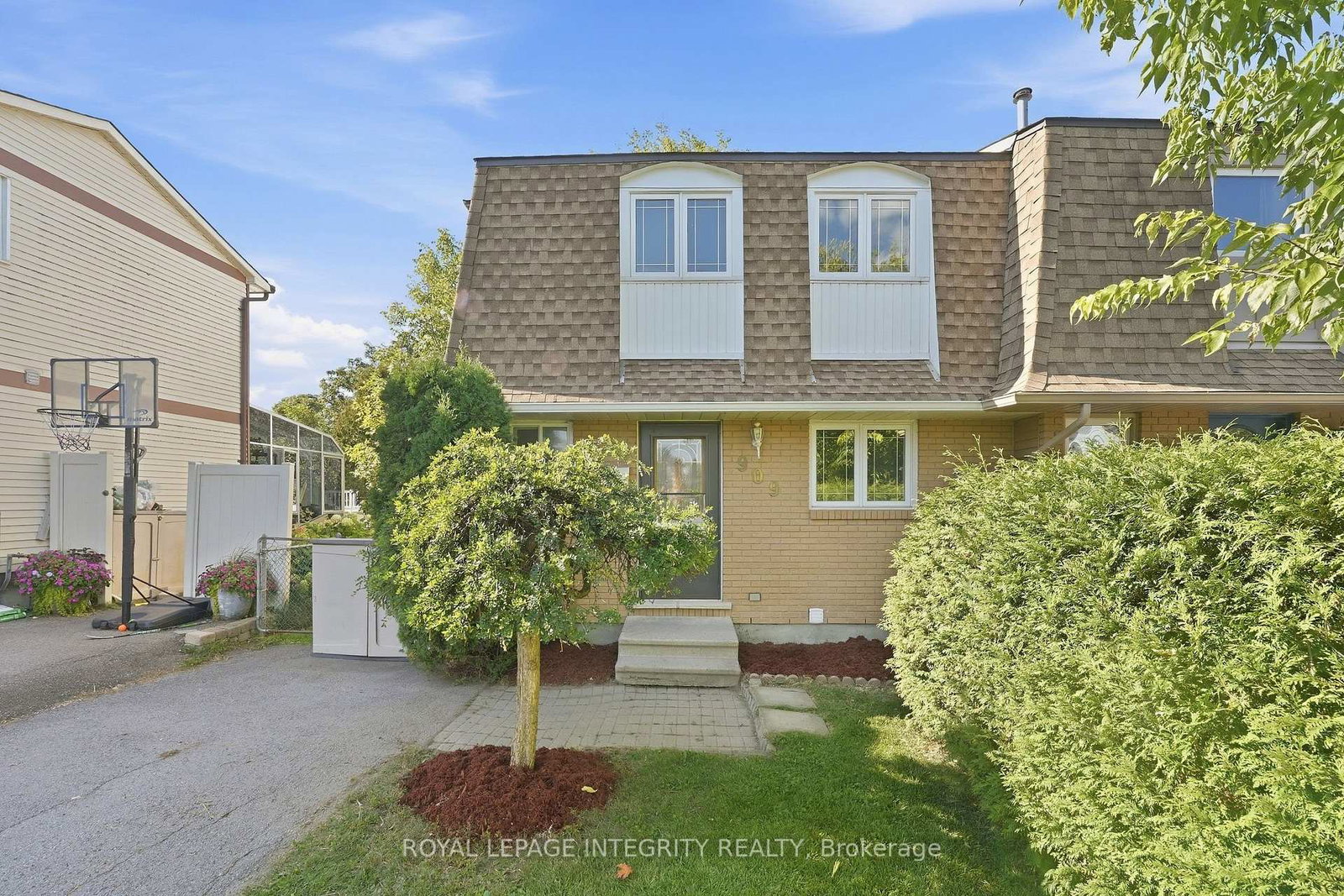 909-lawnsberry-drive-ottawa-ontario-x13825170