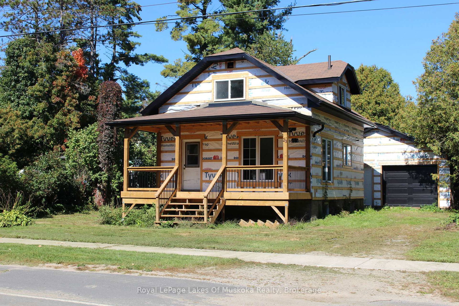 23-bridge-street-lake-of-bays-ontario-x13825260