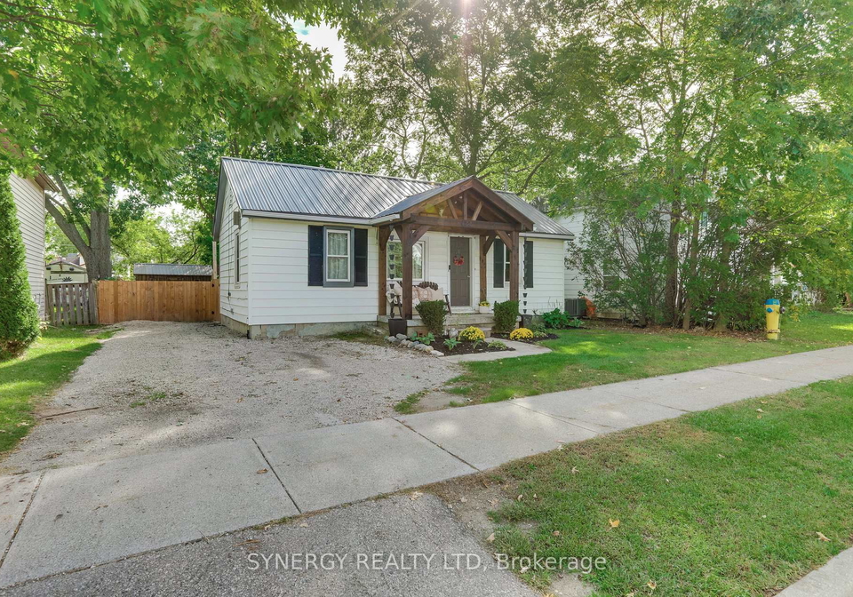 422-west-street-petrolia-ontario-x13825318