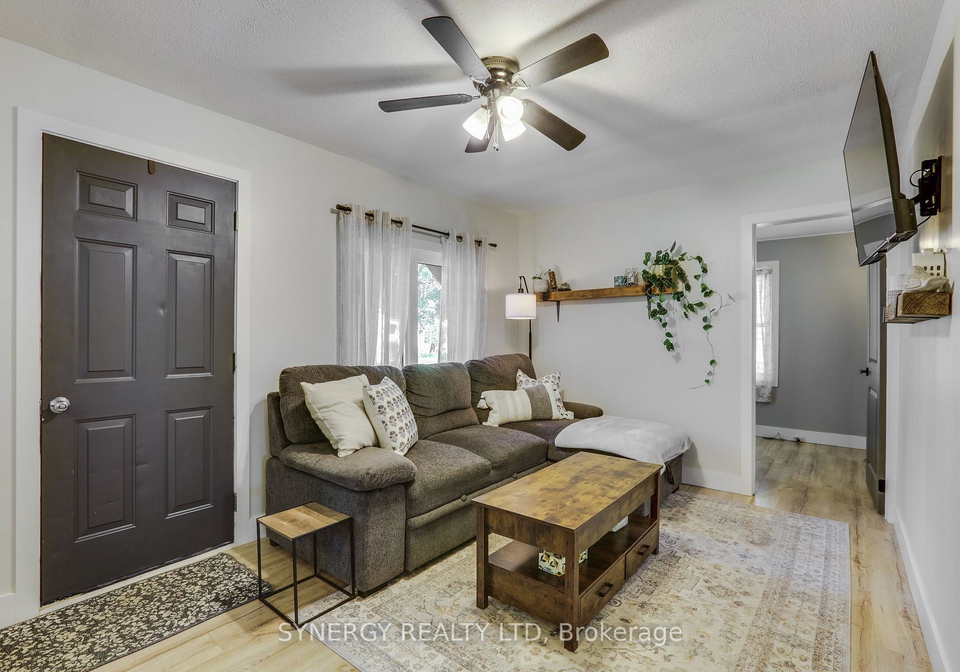 422-west-street-petrolia-ontario-x13825318
