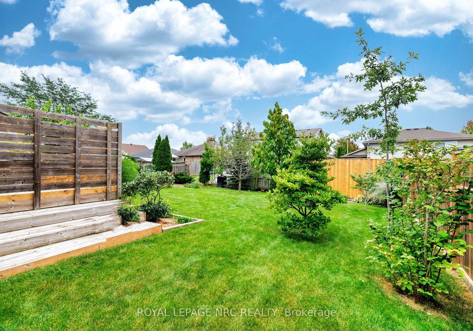 8394-greenfield-crescent-niagara-falls-ontario-x13825410