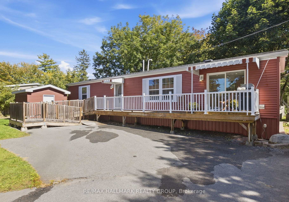 14-pacific-avenue-ottawa-ontario-x13825558