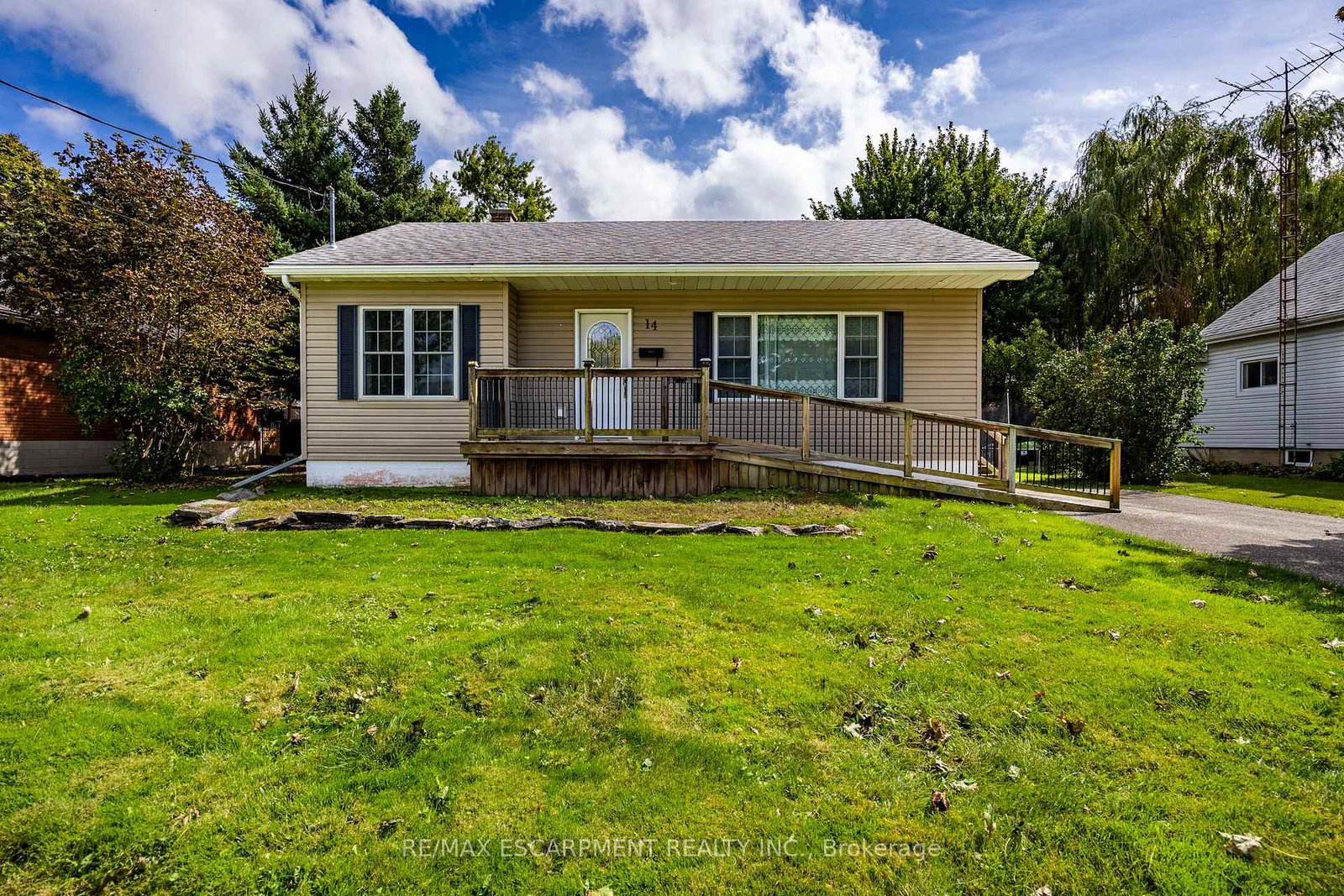 14-carrick-street-haldimand-ontario-x13825744