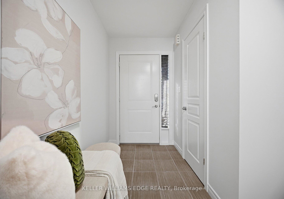 98-bloom-crescent-hamilton-ontario-x13825796