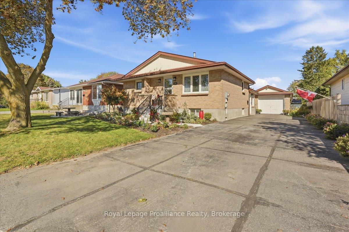 68-tracey-street-belleville-ontario-x13825998