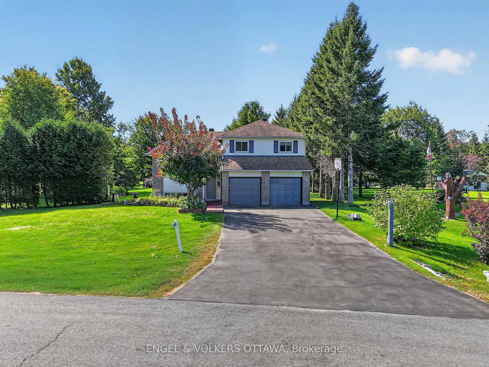1124-des-pommiers-street-clarence-rockland-ontario-x13826156