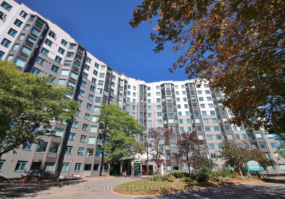 1025-grenon-avenue-ottawa-ontario-x13826526