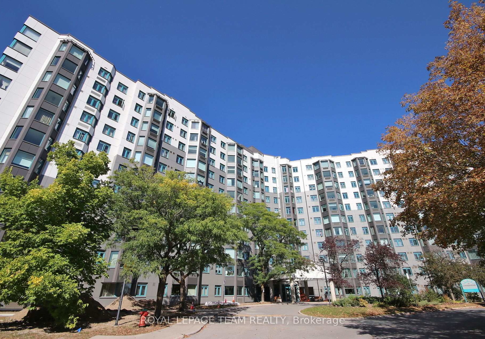 1025-grenon-avenue-ottawa-ontario-x13826526