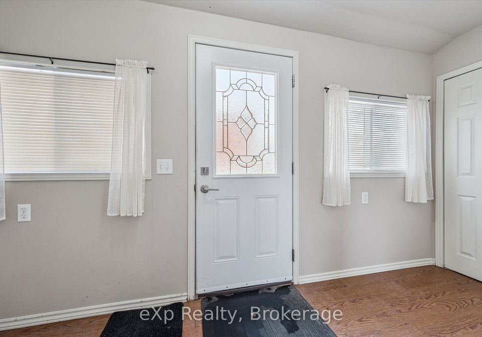 8-west-street-perth-east-ontario-x13826564