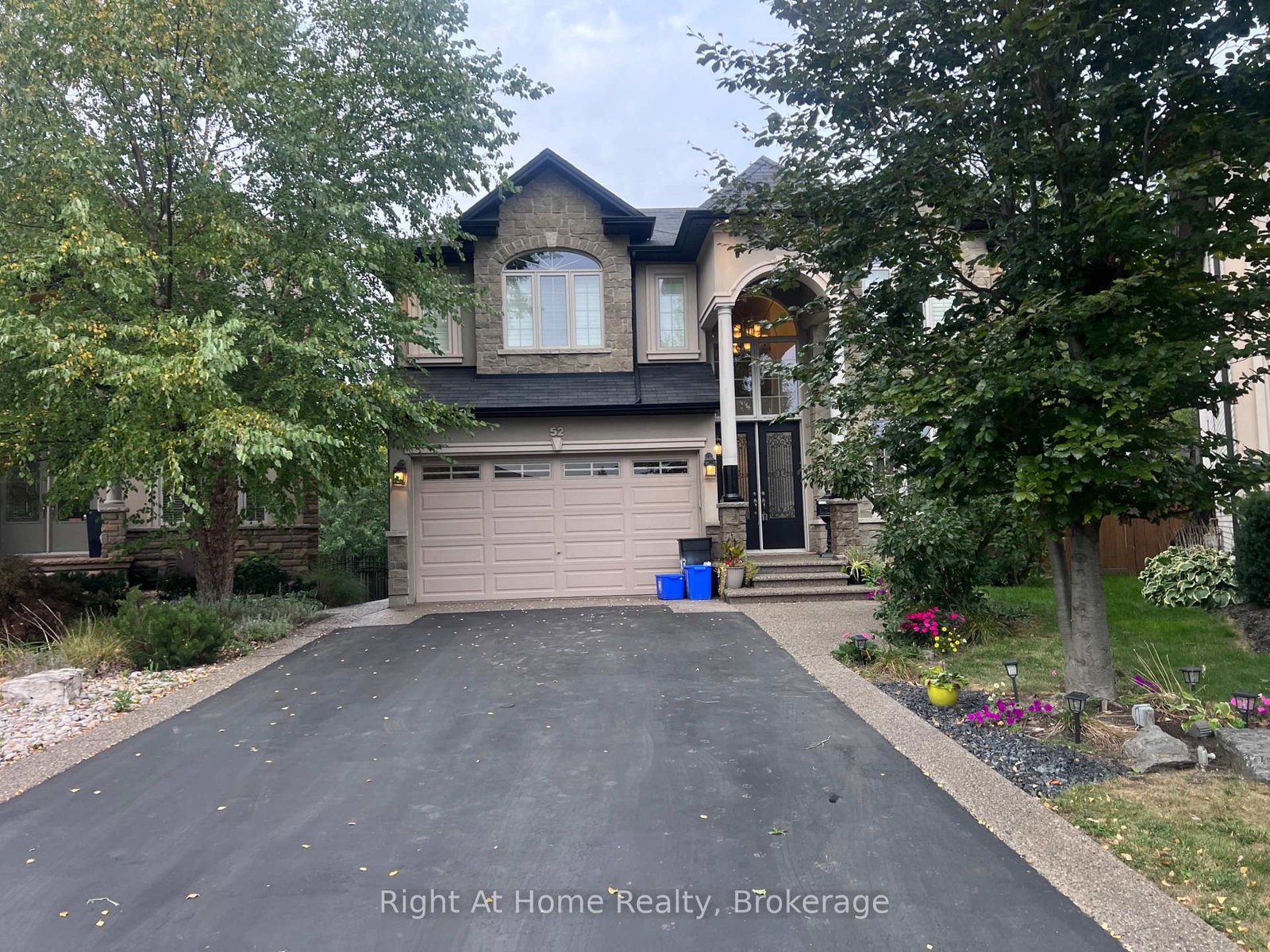 52-lorupe-court-hamilton-ontario-x13826628
