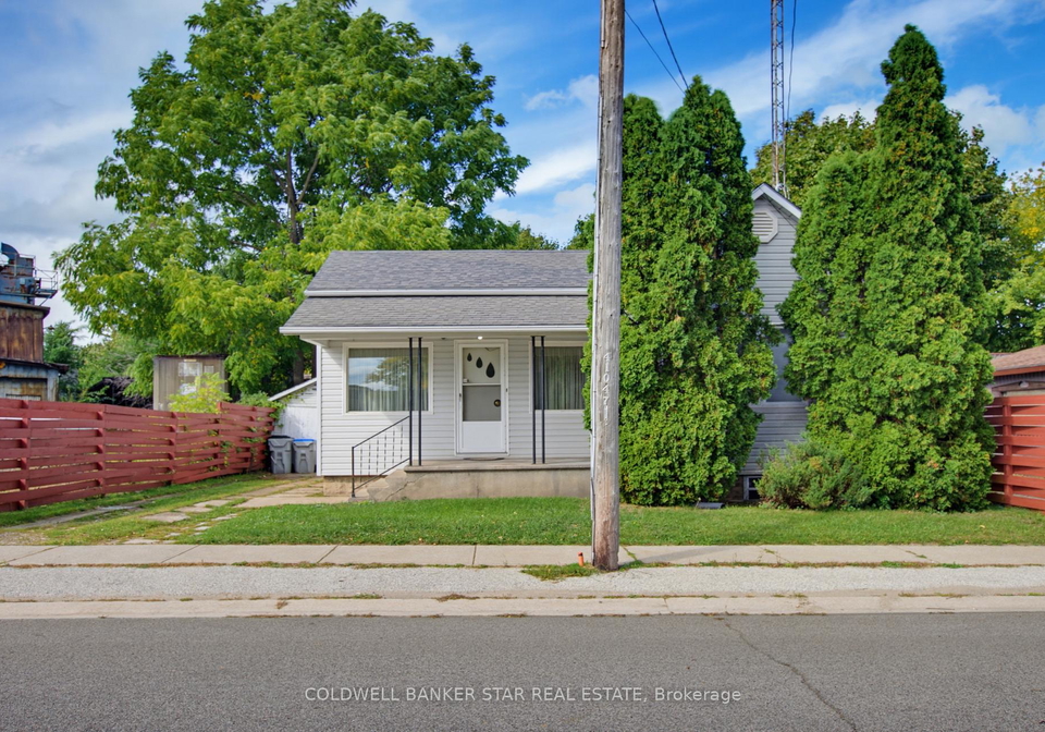 14-washington-street-lambton-shores-ontario-x13826918