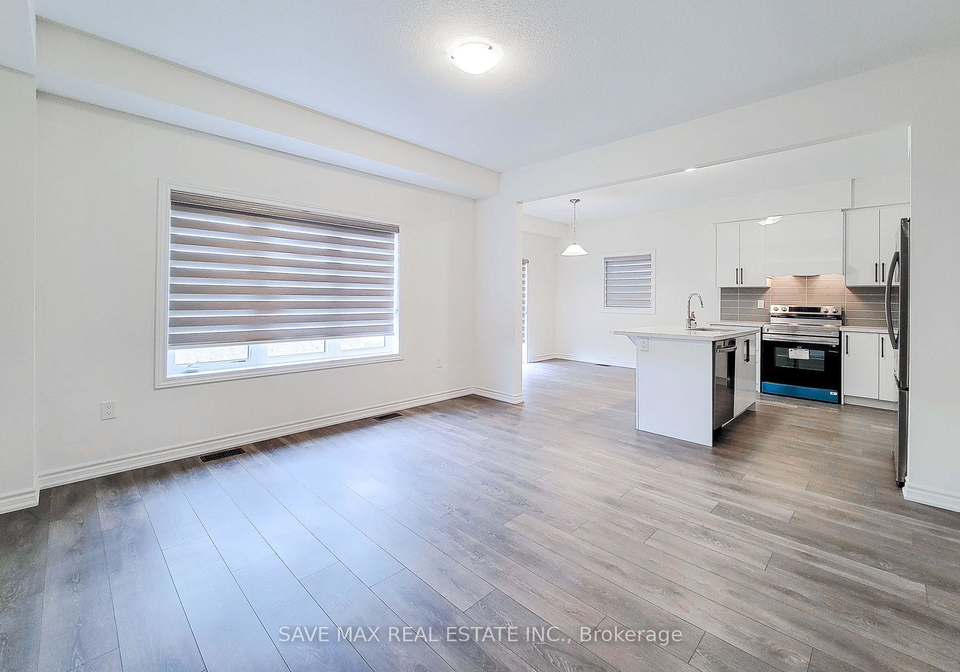62-hitchman-st-street-n-brant-ontario-x13827054