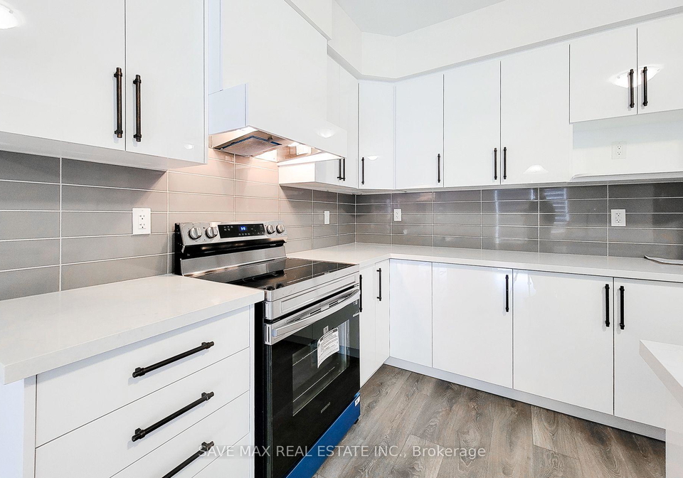 62-hitchman-st-street-n-brant-ontario-x13827054