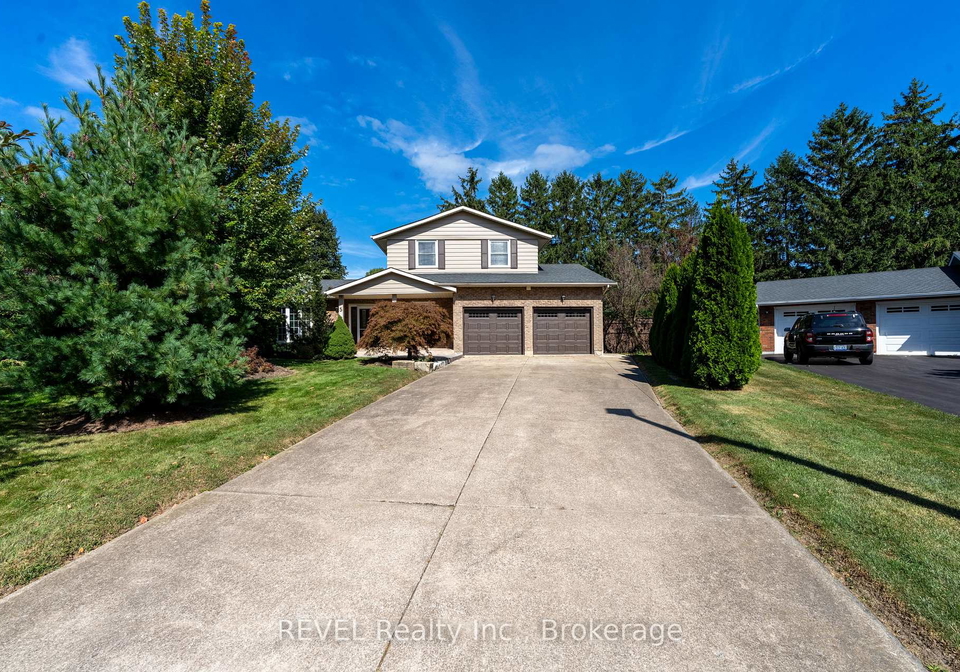 5-tottenham-court-niagara-on-the-lake-ontario-x13827056