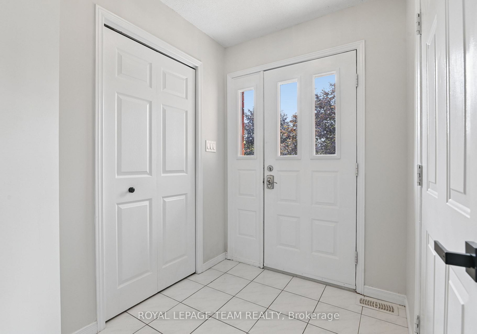 116-heritage-place-cornwall-ontario-x13827488