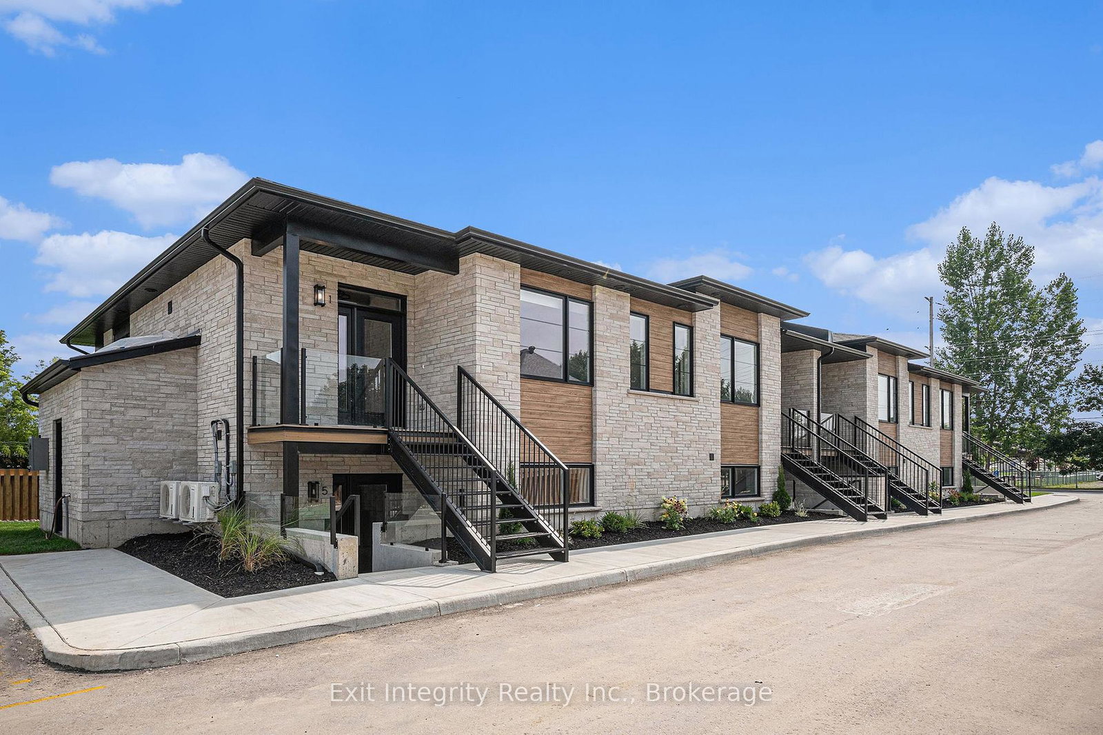461-wellington-street-e-wellington-north-ontario-x13827588