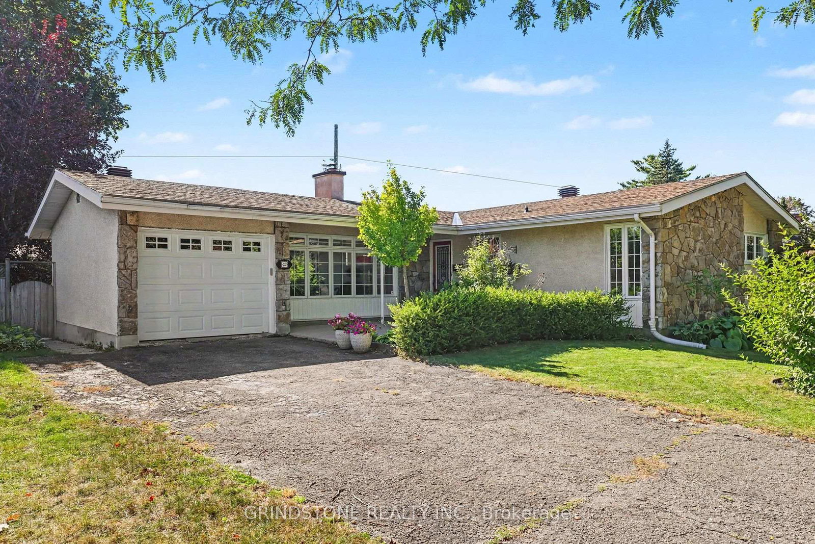 22-bowmoor-avenue-ottawa-ontario-x13827624