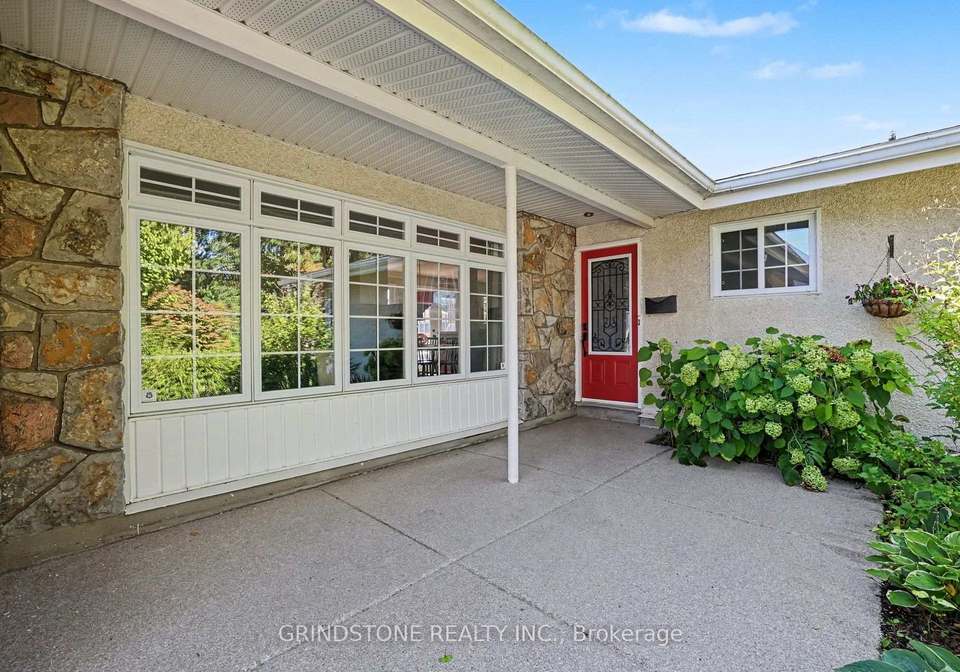 22-bowmoor-avenue-ottawa-ontario-x13827624
