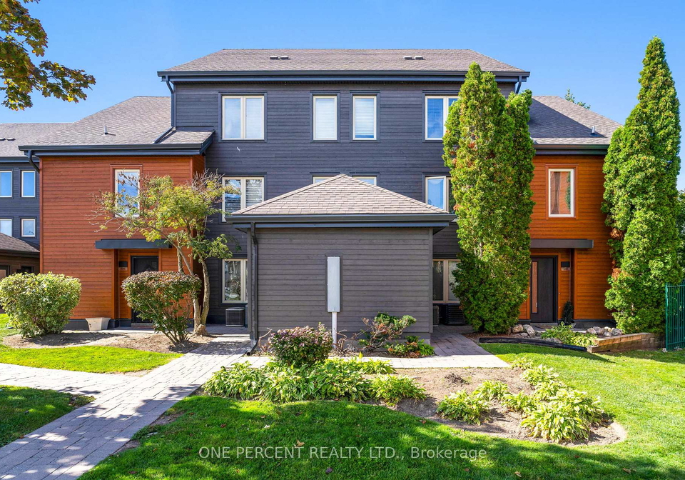 110-fairway-crescent-blue-mountains-ontario-x13827736