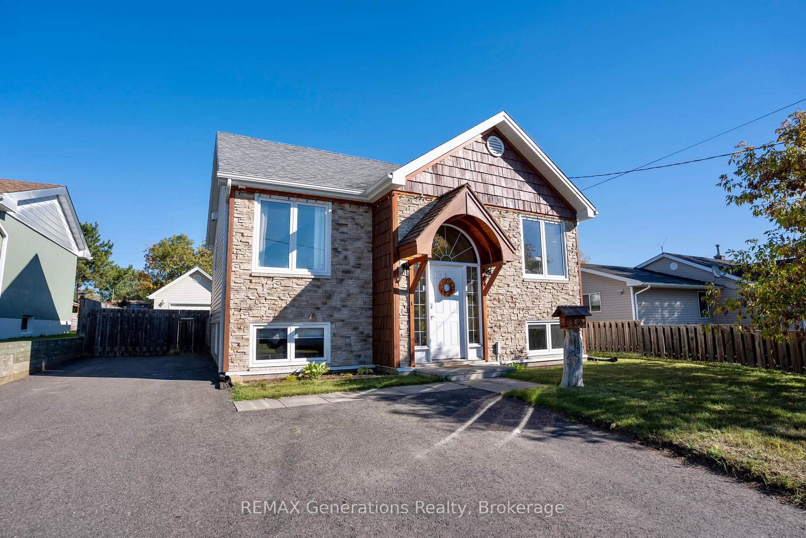 330-montclair-street-thunder-bay-ontario-x13827918