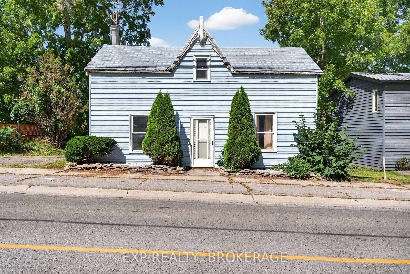 1654-county-10-road-prince-edward-county-ontario-x13827922