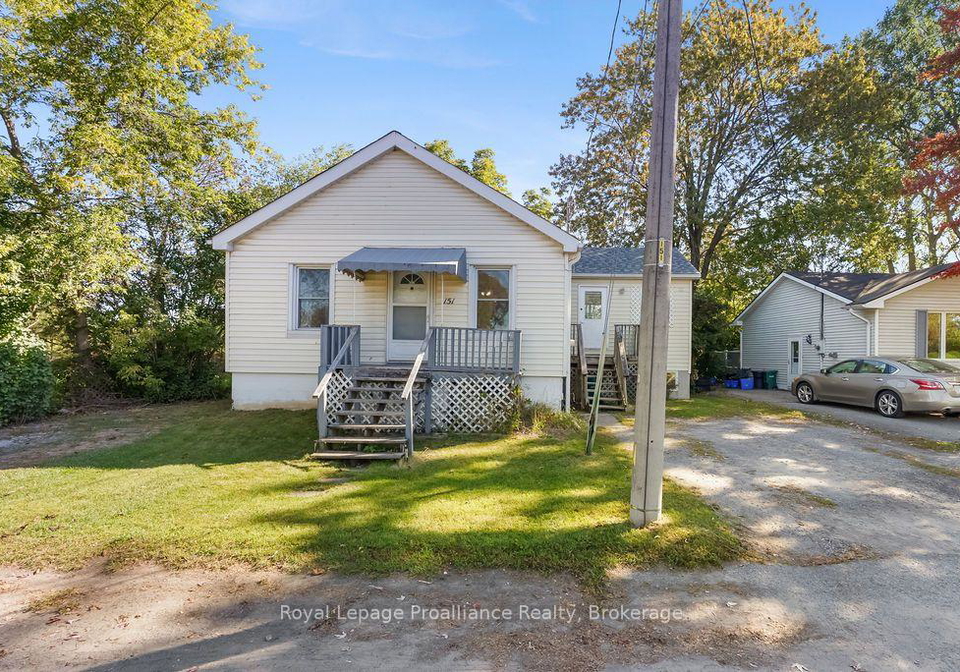 151-stanley-street-belleville-ontario-x13828008