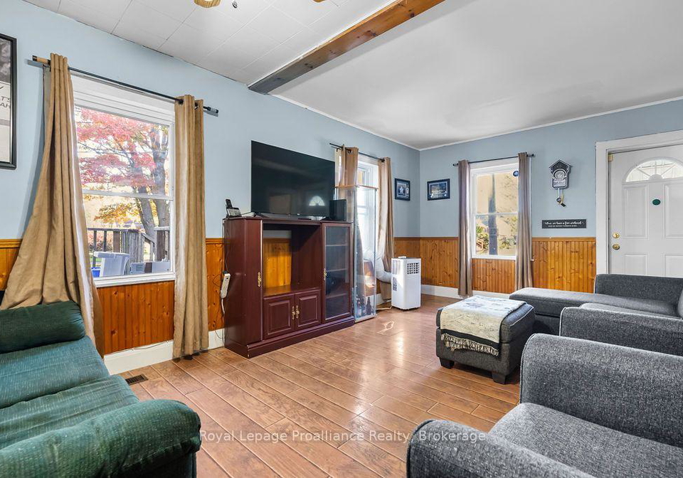 151-stanley-street-belleville-ontario-x13828008