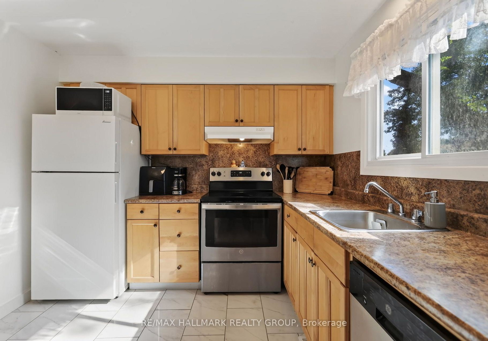 615brookside-lane-ottawa-ontario-x13828192