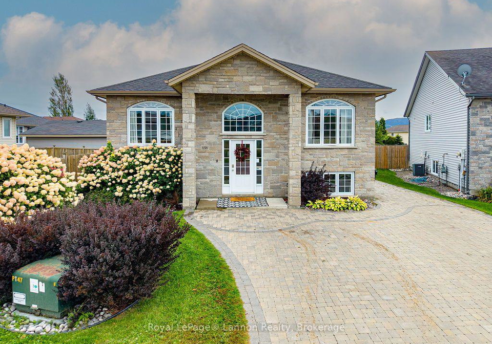 696-weiler-boulevard-thunder-bay-ontario-x13828206