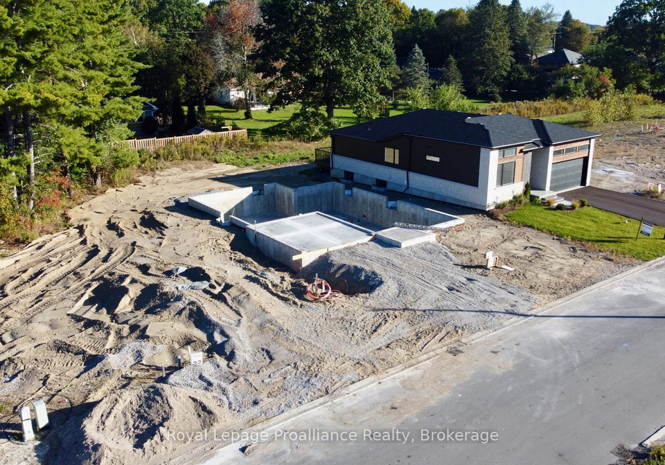 25-exeter-court-quinte-west-ontario-x13828266