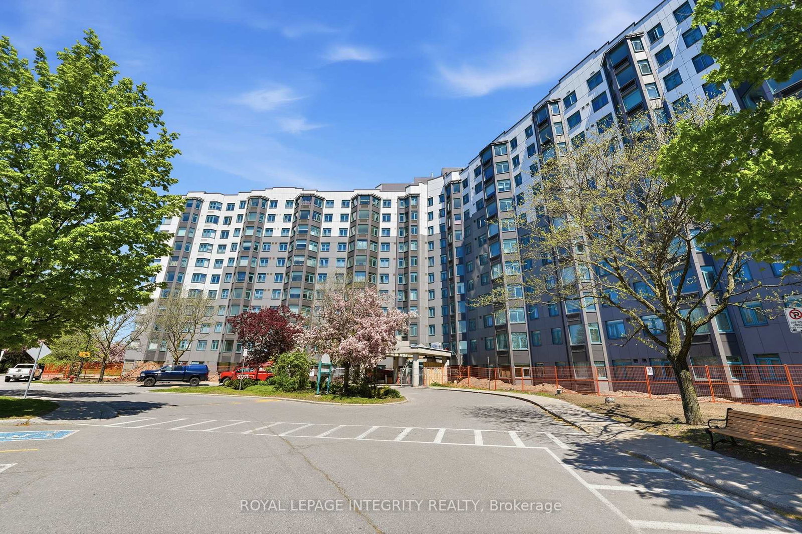 1025-grenon-avenue-ottawa-ontario-x13828296