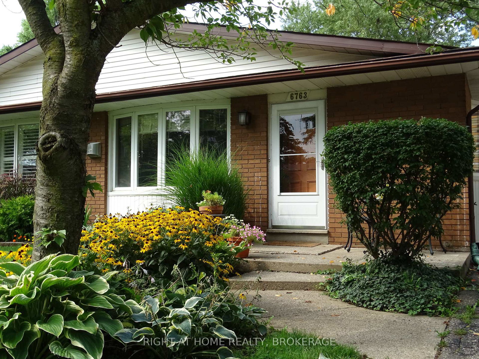 6763-wilinger-street-niagara-falls-ontario-x13828462