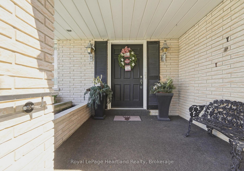 283-albert-street-central-huron-ontario-x13828514