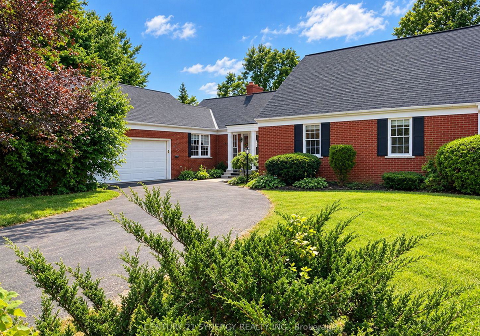 20-inverness-avenue-perth-ontario-x13828656