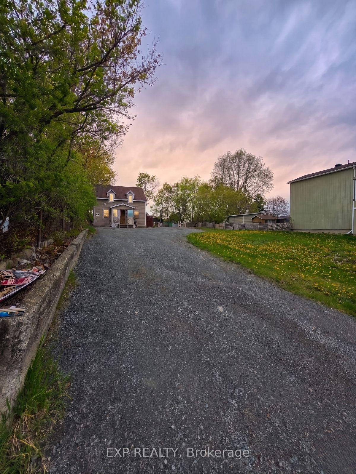 394-406-regent-street-hawkesbury-ontario-x13828726