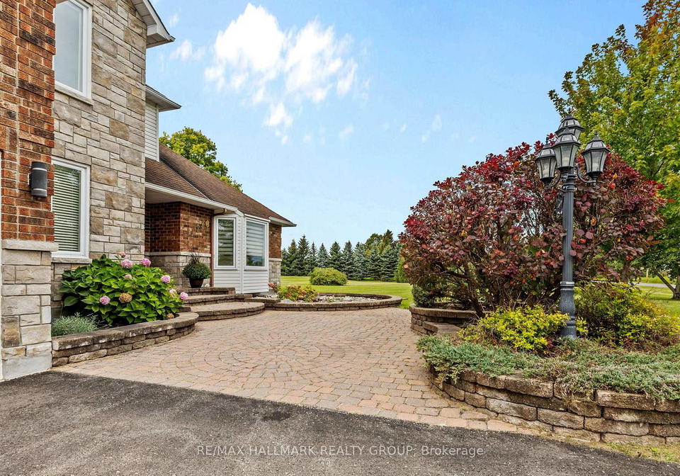 1240-arbuste-avenue-ottawa-ontario-x13829004