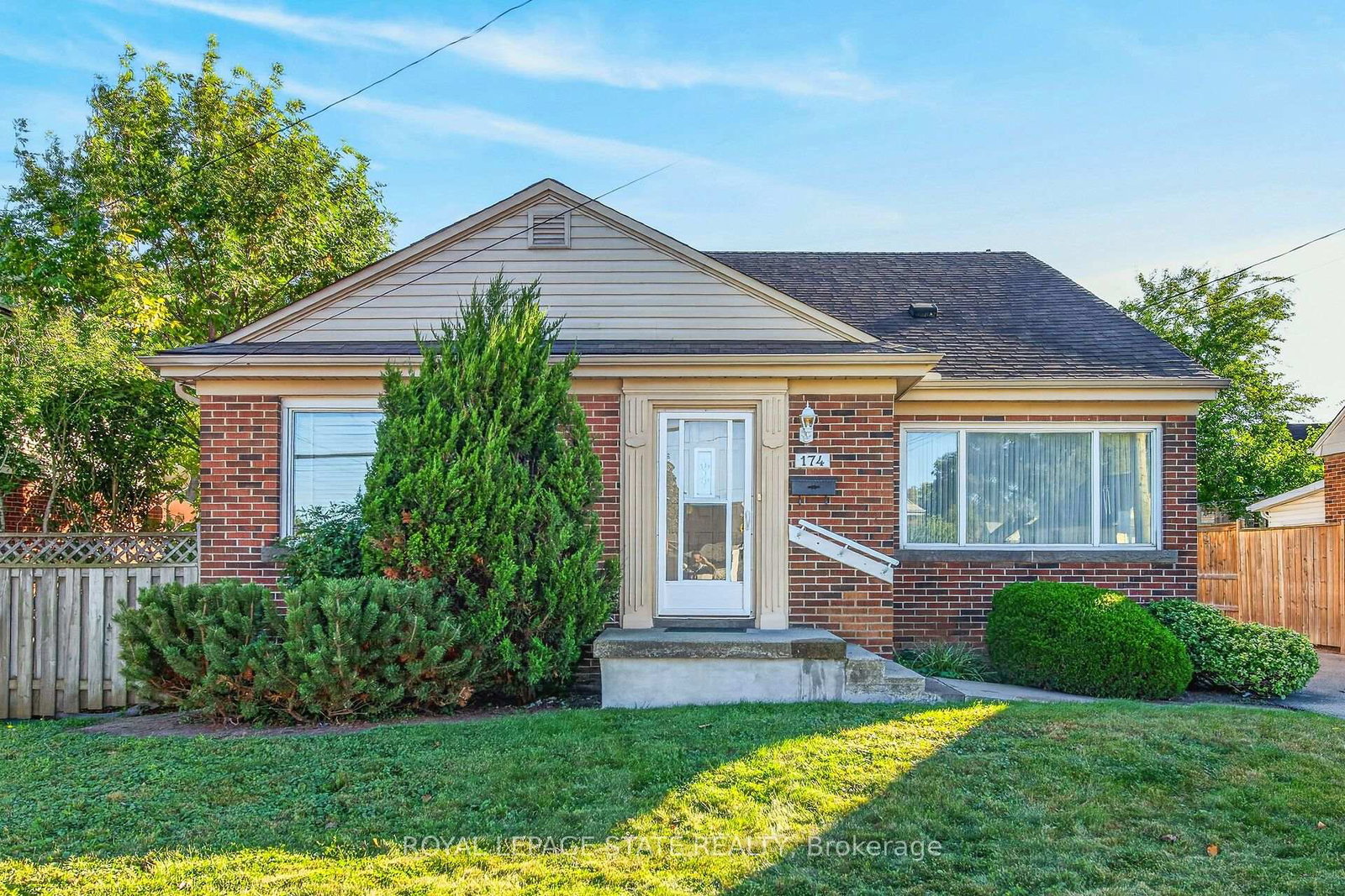 174-montrose-avenue-hamilton-ontario-x13829214
