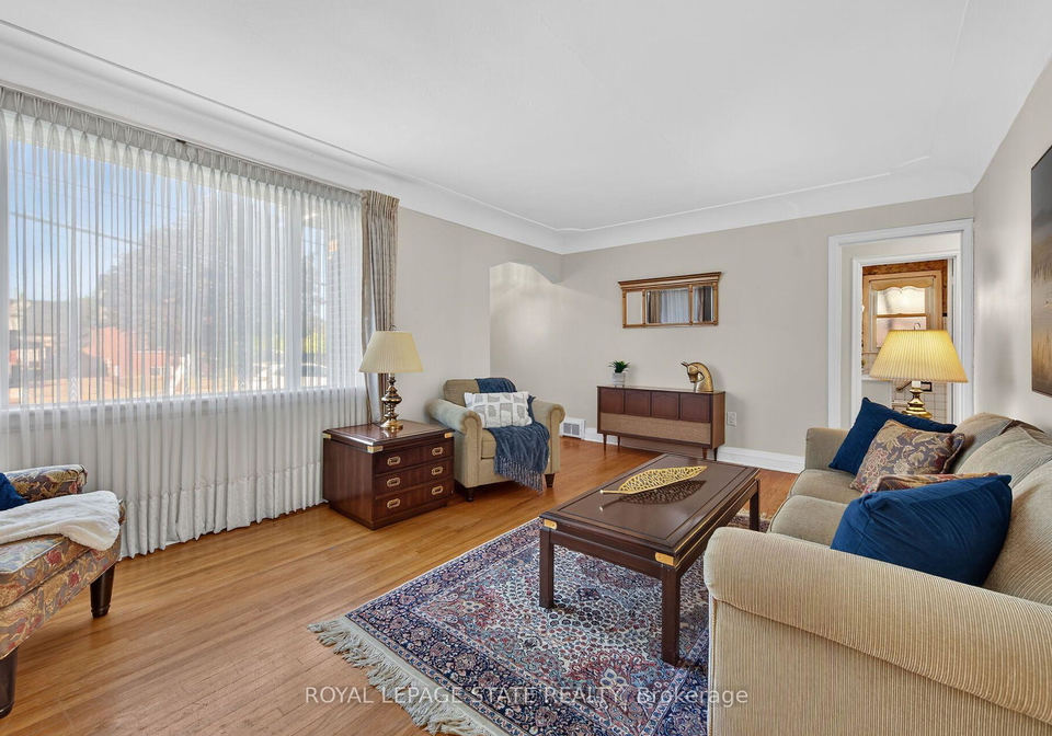 174-montrose-avenue-hamilton-ontario-x13829214