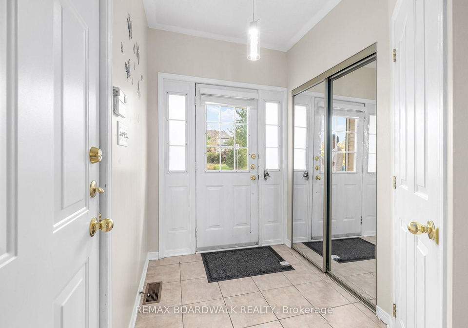 21-kirkstone-private-ottawa-ontario-x13829790