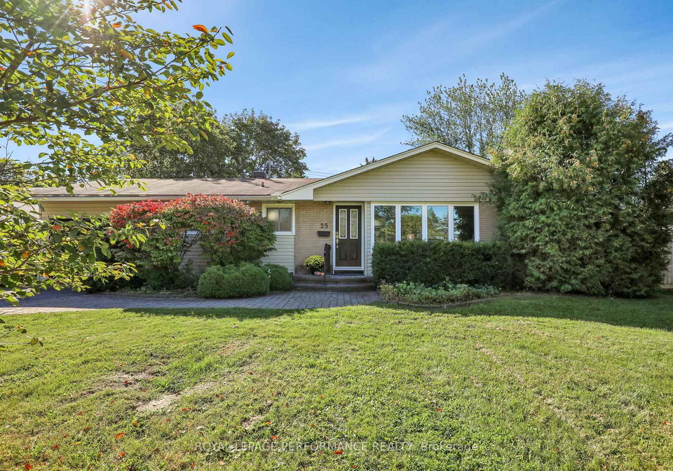 25-thorncliff-place-ottawa-ontario-x13829814
