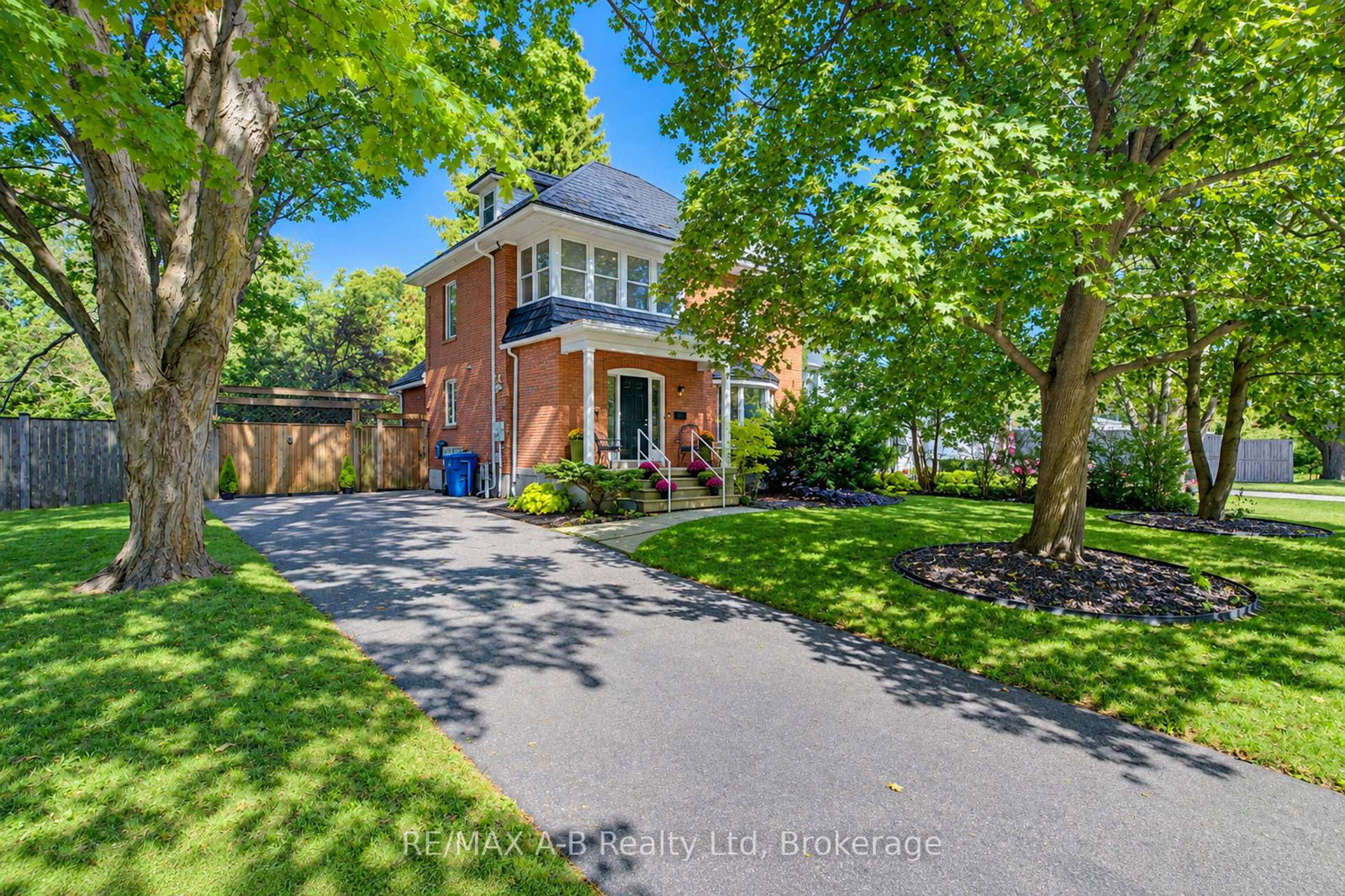 204-delamere-avenue-stratford-ontario-x13829822