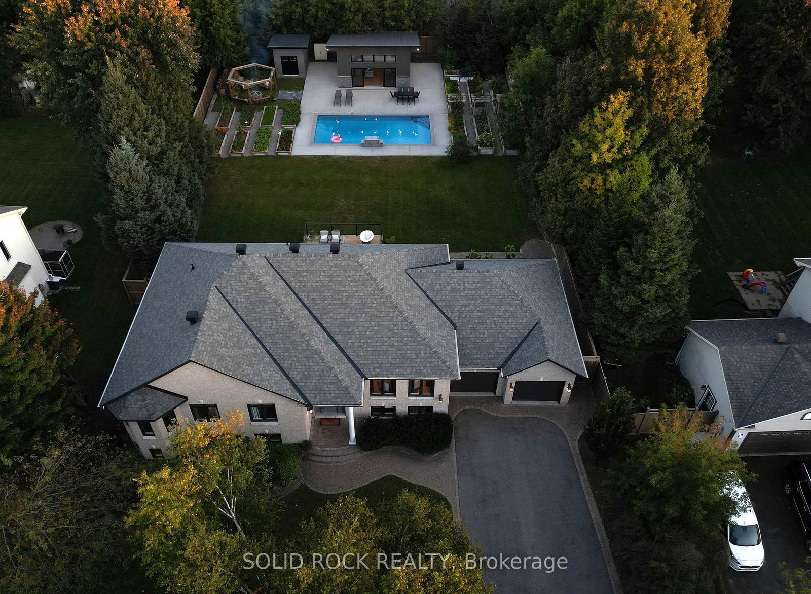 7040-donwel-drive-ottawa-ontario-x13829836