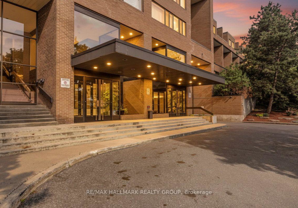 515-st-laurent-boulevard-ottawa-ontario-x13830040