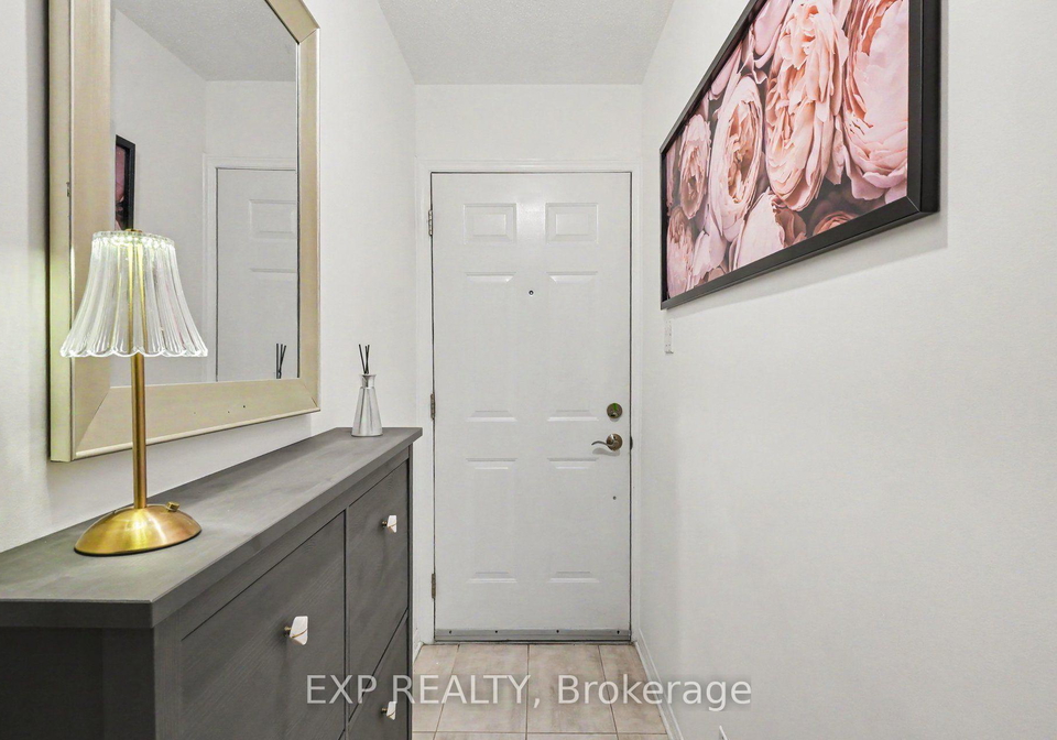93-strathaven-private-ottawa-ontario-x13830194