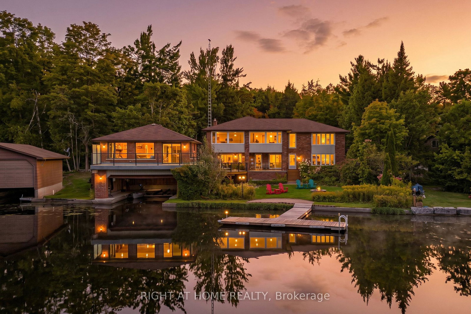 154-fire-route-26-trent-lakes-ontario-x13830688