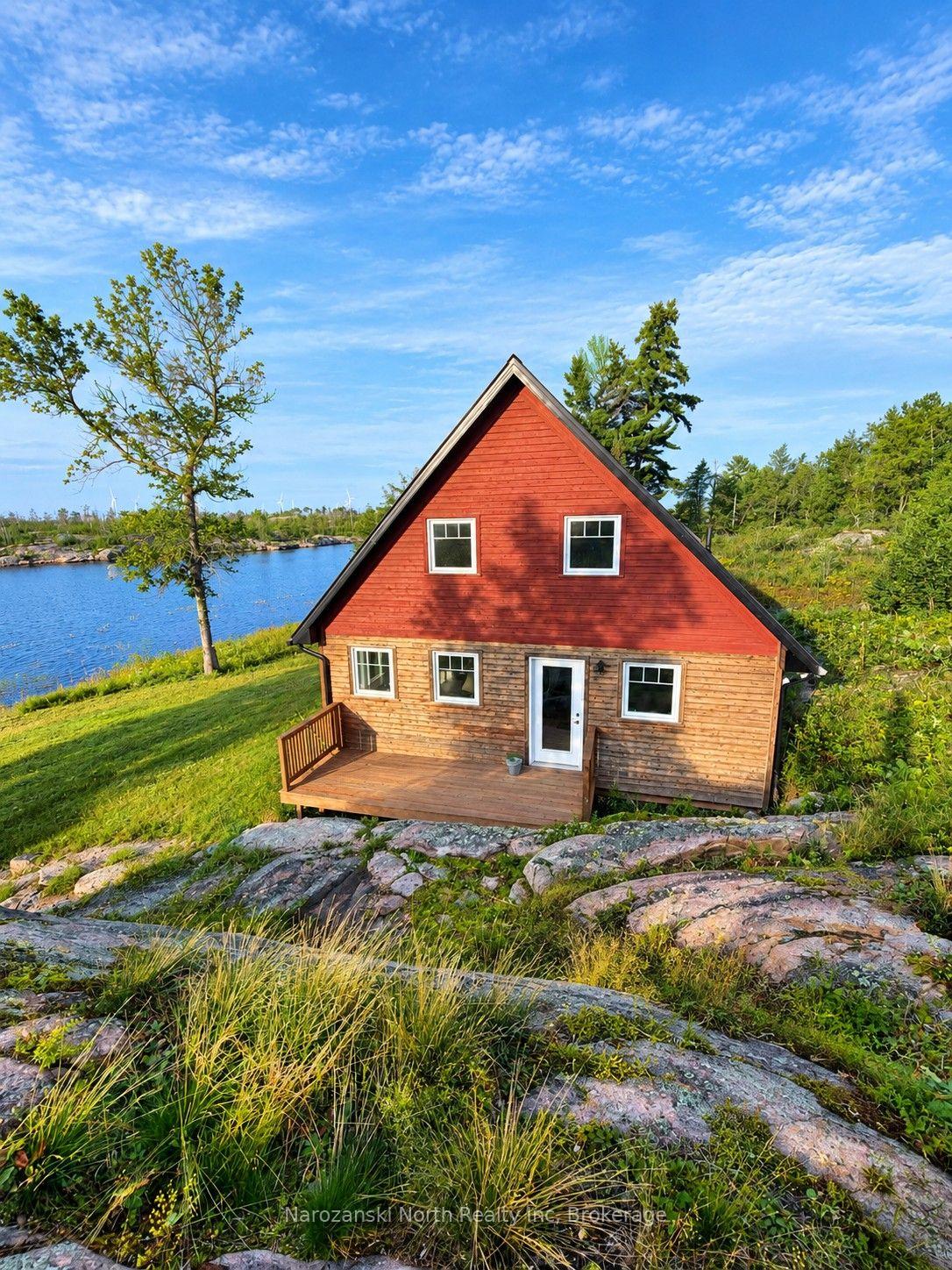 boat-access-boat-acces-killarney-ontario-x13830818