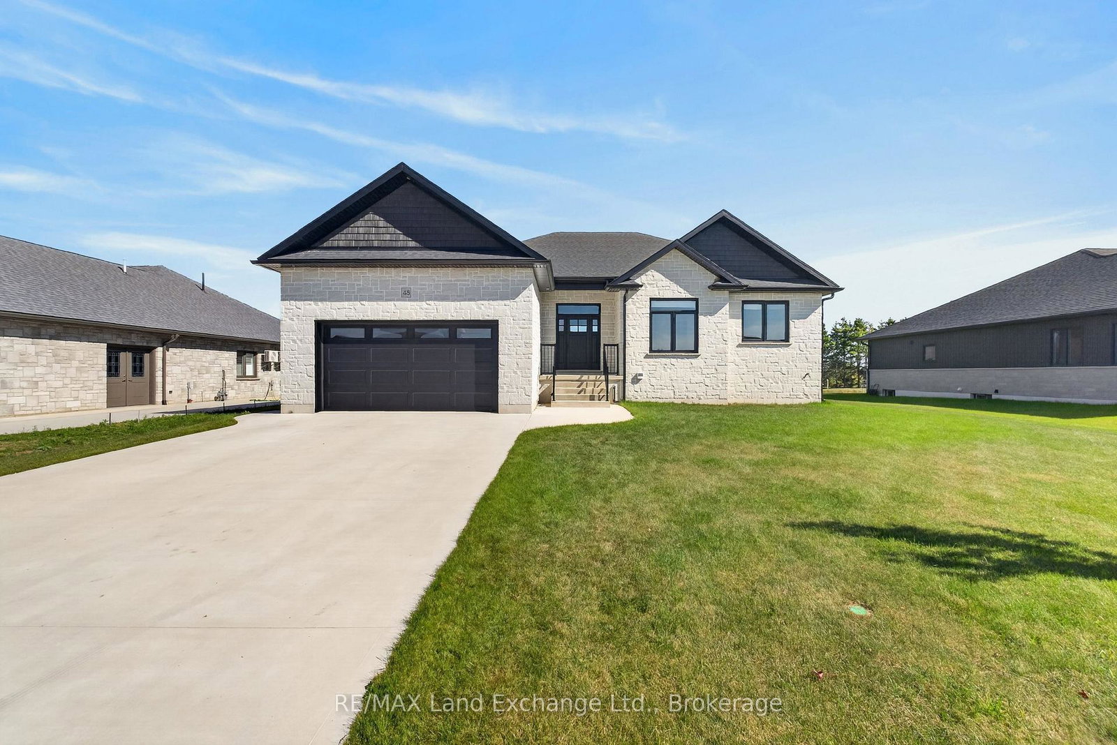 48-mctavish-crescent-huron-kinloss-ontario-x13830954