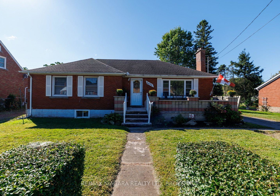 6424-corwin-crescent-niagara-falls-ontario-x13831056