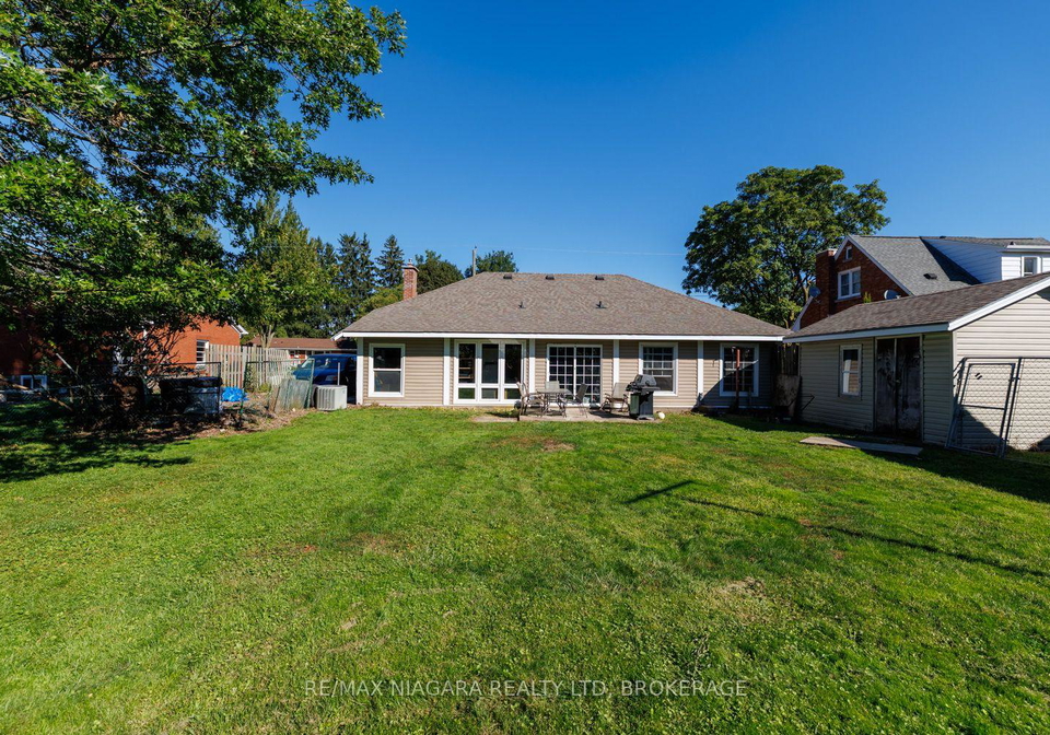 6424-corwin-crescent-niagara-falls-ontario-x13831056