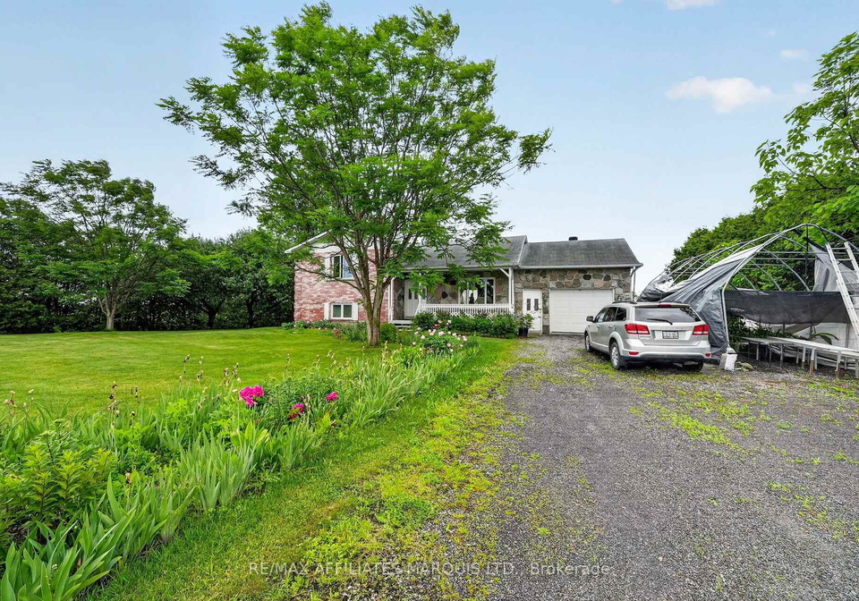 20474-concession-8-road-south-glengarry-ontario-x13831148